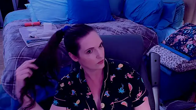 ninajaymes online show from April 30, 2026, 10:14 pm