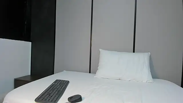 allie bruce online show from October 30, 2025, 2:51 pm