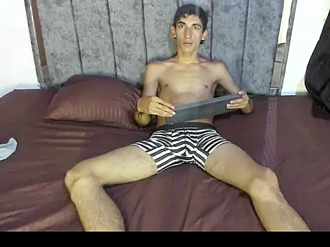 Snapshot of Golosa_hard_sex chatting on September 25, 2025, 7:17 pm Golosa hard sex online show from September 25, 2025, 7:17 pm