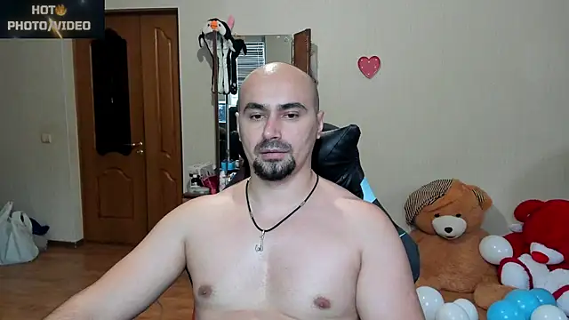 Snapshot of Gri_SH chatting on October 29, 2025, 12:40 pm Gri SH online show from October 29, 2025, 12:40 pm