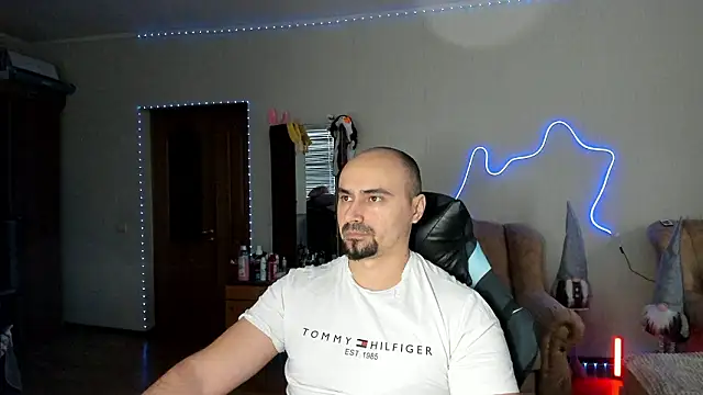 Snapshot of Gri_SH chatting on February 10, 2026, 1:59 pm Gri SH online show from February 10, 2026, 1:59 pm