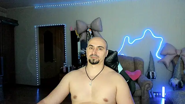 Snapshot of Gri_SH chatting on February 18, 2026, 7:21 pm Gri SH online show from February 18, 2026, 7:21 pm