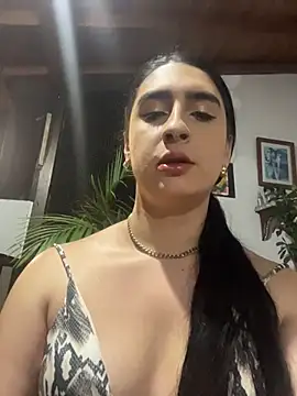 Snapshot of lola_diez chatting on June 1, 2026, 11:50 pm lola diez online show from June 1, 2026, 11:50 pm