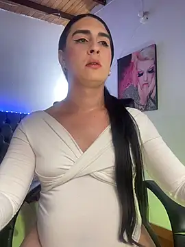Snapshot of lola_diez chatting on June 6, 2026, 8:02 pm lola diez online show from June 6, 2026, 8:02 pm