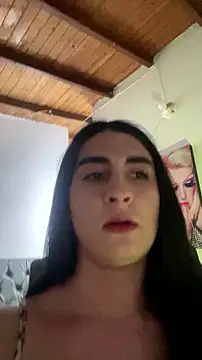 Snapshot of lola_diez chatting on July 15, 2026, 11:21 pm lola diez online show from July 15, 2026, 11:21 pm