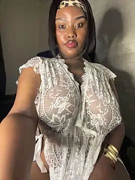 QUEEN NOBUHLE 777 online show from December 3, 2025, 10:52 pm