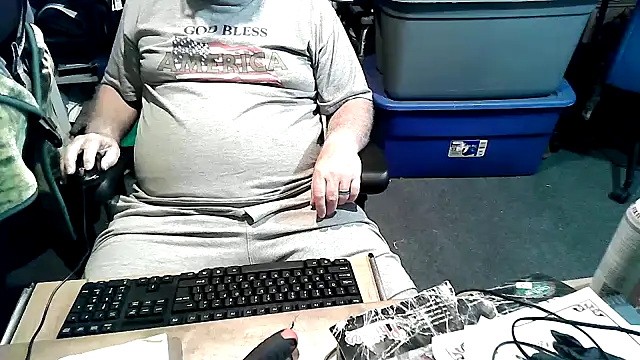 georgew62 online show from September 13, 2025, 3:17 am