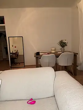 SophiiaStarr online show from March 1, 2026, 7:38 pm