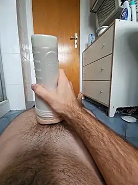 Snapshot of LAB_Secret chatting on October 12, 2025, 7:40 am LAB Secret online show from October 12, 2025, 7:40 am