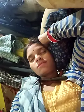 Snapshot of Punam_jindal chatting on February 8, 2026, 3:48 pm Punam jindal online show from February 8, 2026, 3:48 pm