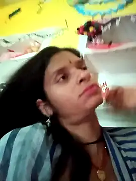 Snapshot of Punam_jindal chatting on March 7, 2026, 8:44 am Punam jindal online show from March 7, 2026, 8:44 am