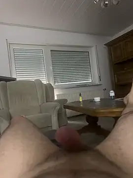 Snapshot of flamur_albania chatting on February 14, 2026, 10:12 am flamur albania online show from February 14, 2026, 10:12 am