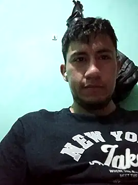 True Di online show from September 10, 2025, 2:22 am