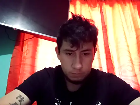 True Di online show from October 14, 2025, 9:48 pm