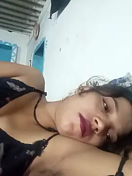 Snapshot of Bebby_Doll chatting on September 17, 2025, 5:03 pm Bebby Doll online show from September 17, 2025, 5:03 pm