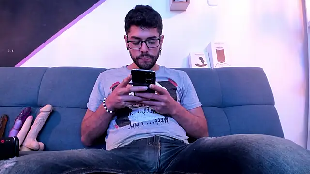 Snapshot of DanteWinter chatting on October 8, 2025, 3:15 am DanteWinter online show from October 8, 2025, 3:15 am