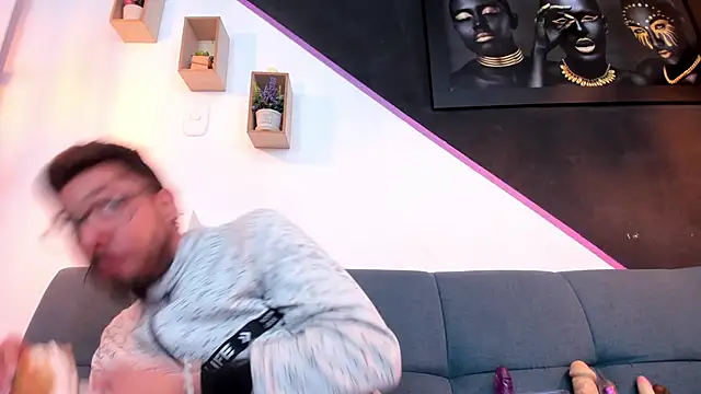 Snapshot of DanteWinter chatting on October 10, 2025, 3:27 am DanteWinter online show from October 10, 2025, 3:27 am