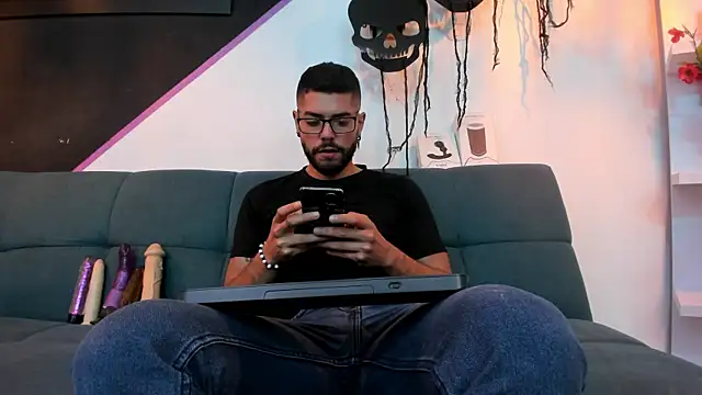 Snapshot of DanteWinter chatting on October 14, 2025, 3:07 am DanteWinter online show from October 14, 2025, 3:07 am