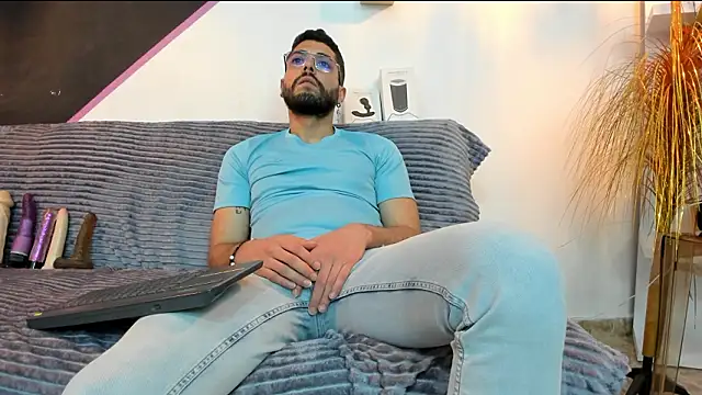 DanteWinter online show from March 2, 2026, 3:41 am