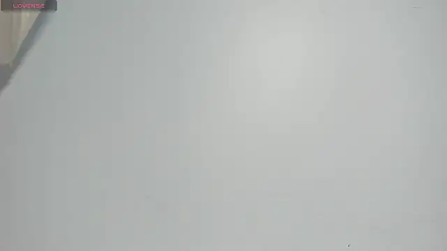 Snapshot of MarianRosse chatting on January 6, 2026, 7:28 pm MarianRosse online show from January 6, 2026, 7:28 pm