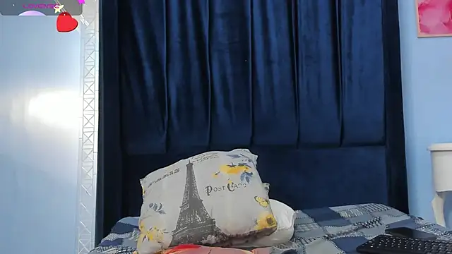 Snapshot of MarianRosse chatting on March 4, 2026, 5:24 am MarianRosse online show from March 4, 2026, 5:24 am