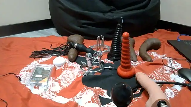 denisboyfucktoy online show from June 2, 2026, 5:26 pm