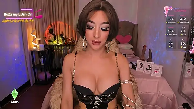 Snapshot of Dream_Goddess chatting on February 20, 2025, 9:00 am Dream Goddess online show from February 20, 2025, 9:00 am