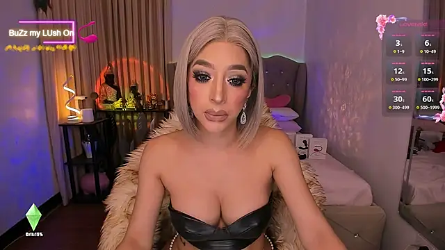 Snapshot of Dream_Goddess chatting on March 20, 2025, 10:21 am Dream Goddess online show from March 20, 2025, 10:21 am