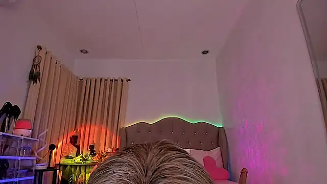Dream Goddess online show from June 27, 2026, 12:22 pm