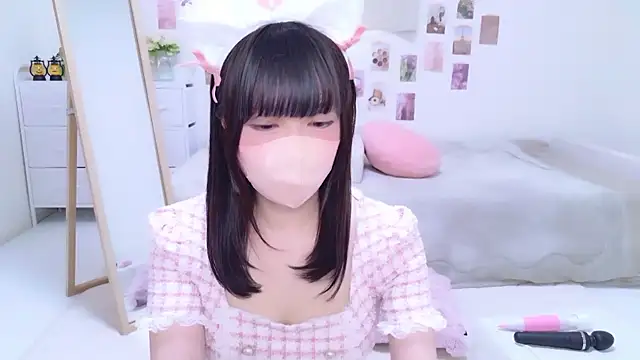 Snapshot of fumika_f chatting on November 18, 2025, 2:28 am fumika f online show from November 18, 2025, 2:28 am