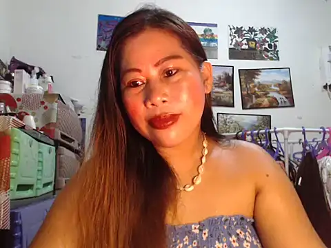 Snapshot of filipina_beauty chatting on October 28, 2025, 6:43 pm filipina beauty online show from October 28, 2025, 6:43 pm
