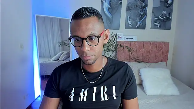 Snapshot of KingEdward_ chatting on October 12, 2025, 10:14 am KingEdward online show from October 12, 2025, 10:14 am
