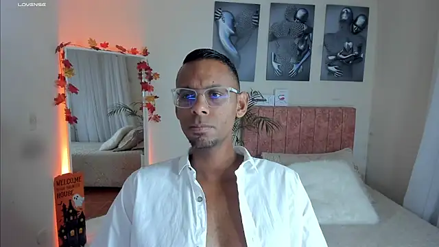 Snapshot of KingEdward_ chatting on October 30, 2025, 10:16 am KingEdward online show from October 30, 2025, 10:16 am