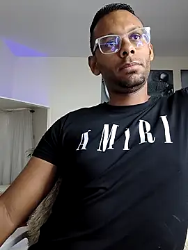 Snapshot of KingEdward_ chatting on November 19, 2025, 10:59 am KingEdward online show from November 19, 2025, 10:59 am