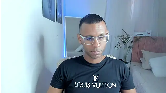 Snapshot of KingEdward_ chatting on November 25, 2025, 11:21 am KingEdward online show from November 25, 2025, 11:21 am