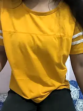 Snapshot of Dimple_ji chatting on October 13, 2025, 6:13 am Dimple ji online show from October 13, 2025, 6:13 am