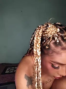 Queen Amara online show from October 5, 2025, 1:59 am