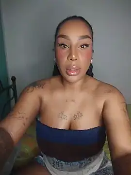 Queen Amara online show from July 24, 2026, 4:32 am