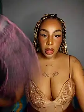Queen Amara online show from August 1, 2026, 4:34 am