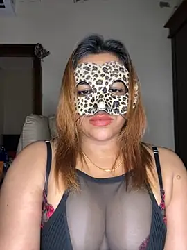 Snapshot of SLNatasha chatting on October 26, 2025, 10:32 am SLNatasha online show from October 26, 2025, 10:32 am