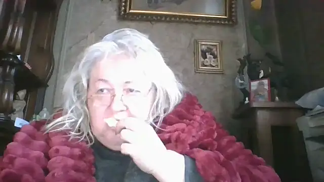 Snapshot of Lala-Love56 chatting on November 30, 2025, 10:41 am Lala-Love56 online show from November 30, 2025, 10:41 am