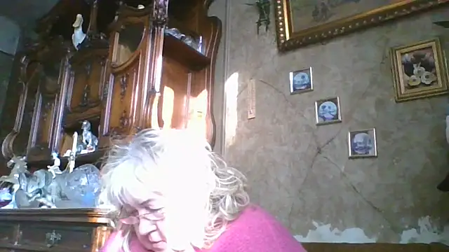 Lala-Love56 online show from April 28, 2026, 5:01 am