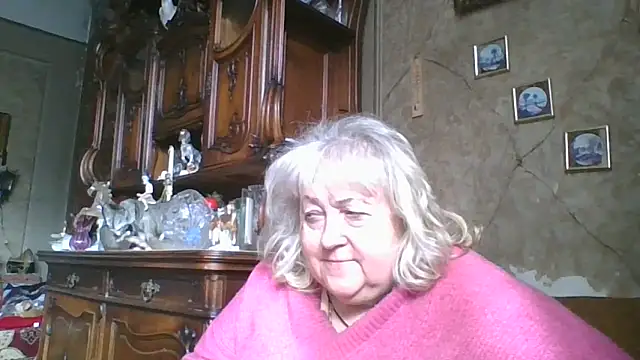 Lala-Love56 online show from June 14, 2026, 5:31 am