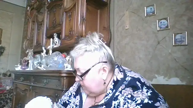 Snapshot of Lala-Love56 chatting on July 8, 2026, 5:06 pm Lala-Love56 online show from July 8, 2026, 5:06 pm