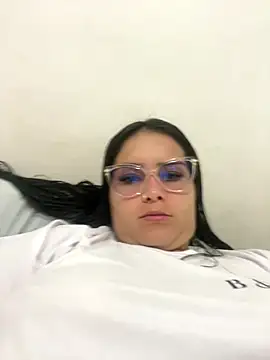 Snapshot of amberbakee chatting on October 21, 2025, 7:14 pm amberbakee online show from October 21, 2025, 7:14 pm