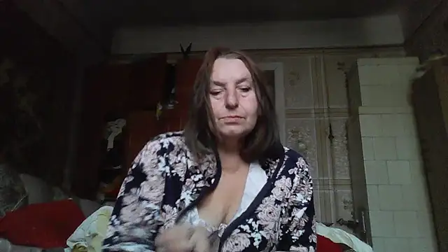 AnnaLive570 online show from December 4, 2025, 12:36 pm