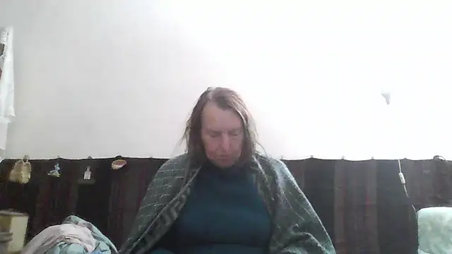 Snapshot of AnnaLive570 chatting on May 5, 2026, 3:14 am AnnaLive570 online show from May 5, 2026, 3:14 am