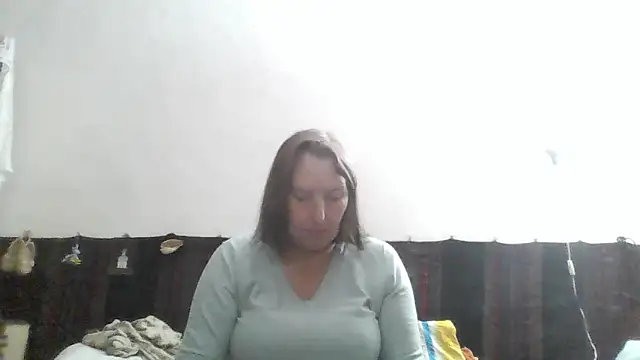 Snapshot of AnnaLive570 chatting on May 23, 2026, 1:44 am AnnaLive570 online show from May 23, 2026, 1:44 am