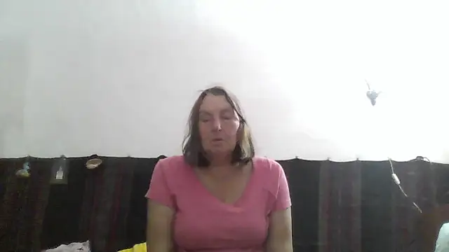 Snapshot of AnnaLive570 chatting on June 14, 2026, 3:03 pm AnnaLive570 online show from June 14, 2026, 3:03 pm