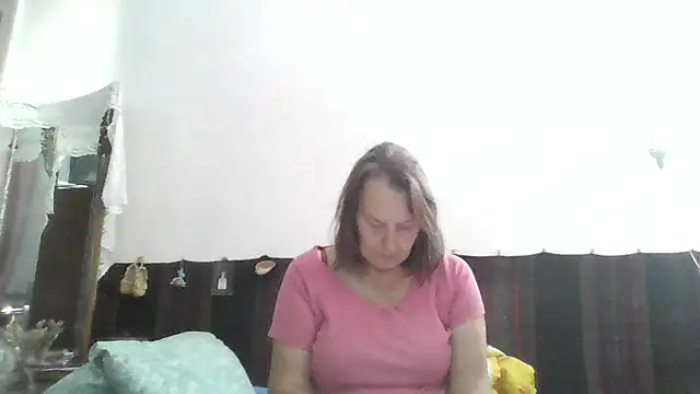 Snapshot of AnnaLive570 chatting on June 25, 2026, 5:12 am AnnaLive570 online show from June 25, 2026, 5:12 am